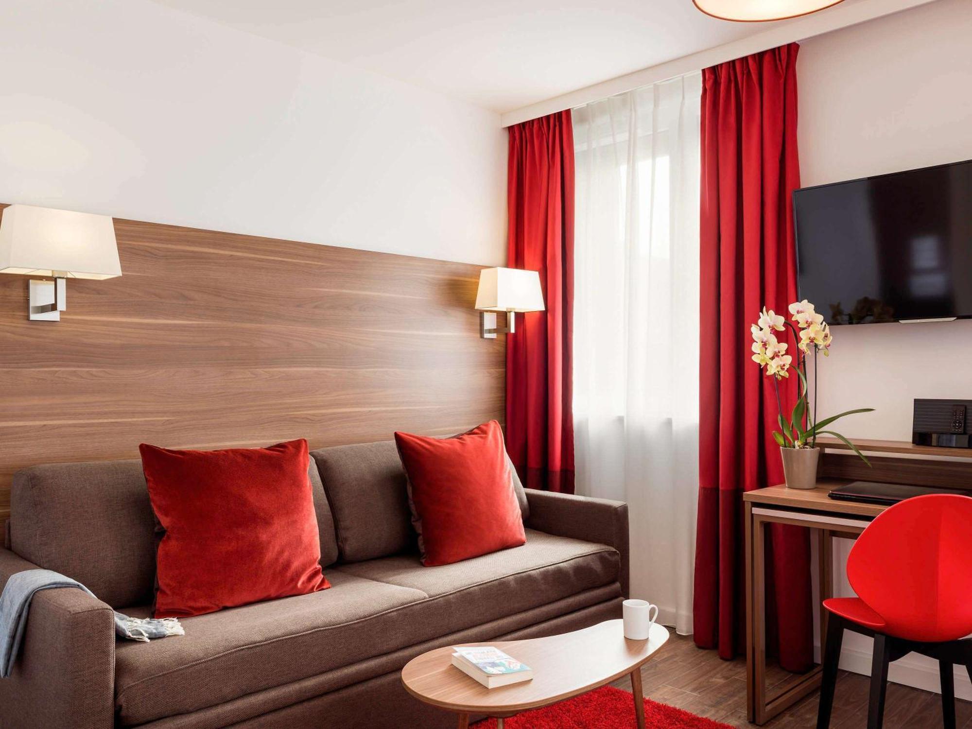 Aparthotel Adagio La Defense Κουρμπεβουά Εξωτερικό φωτογραφία
